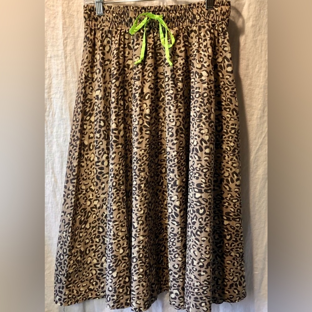 Wild Fable Leopard print a line midi skirt elastic waist and drawstring neon XXL